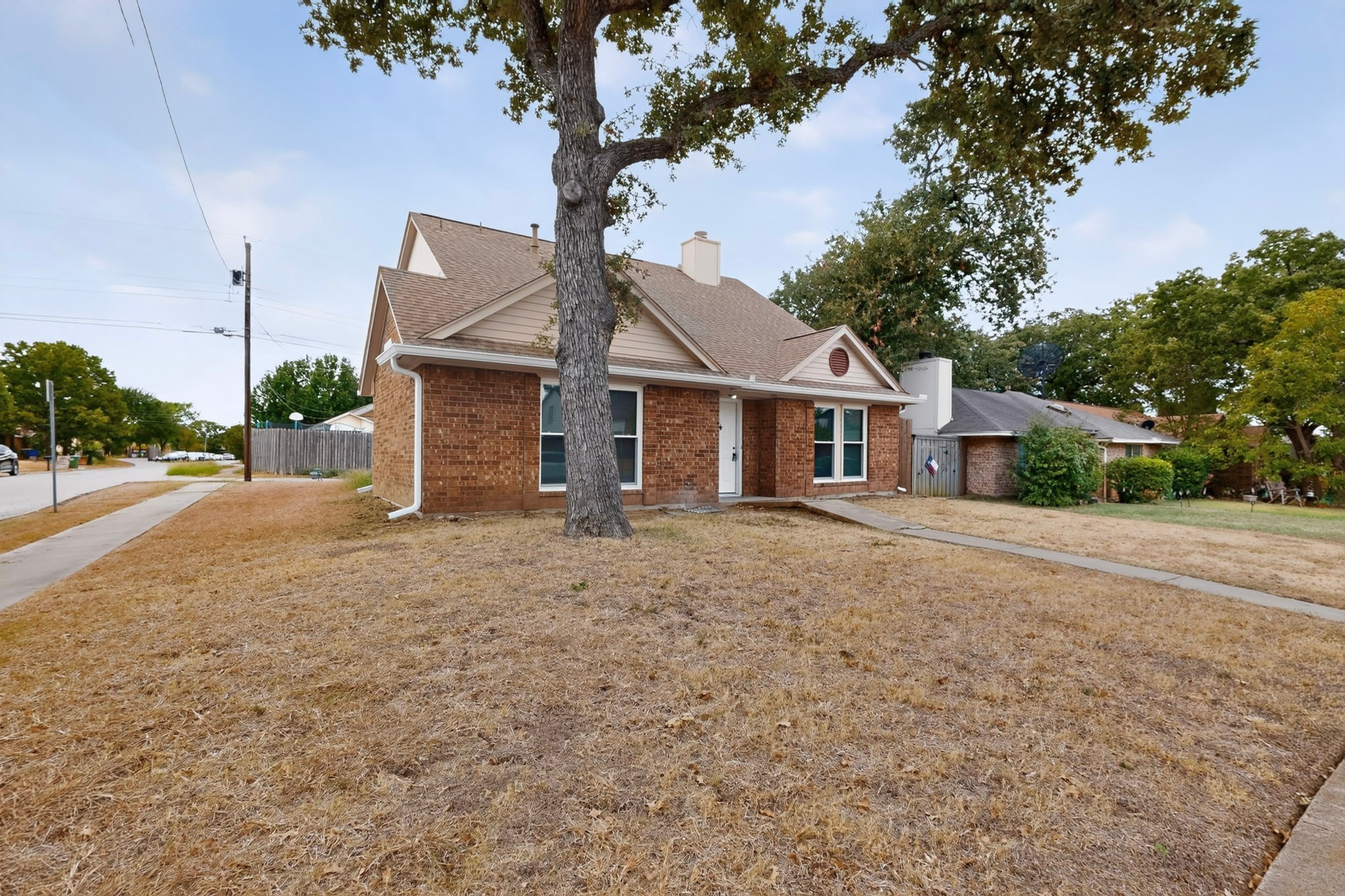 11820 Amberly Lane