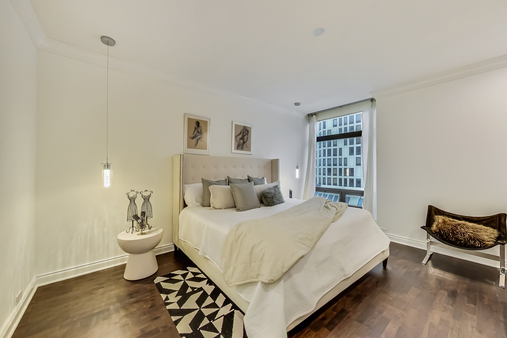 680 N Lake Shore Drive Unit: 1216