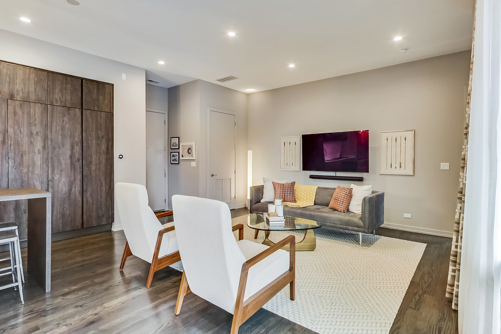 1311 W Chicago Avenue Unit: 2N