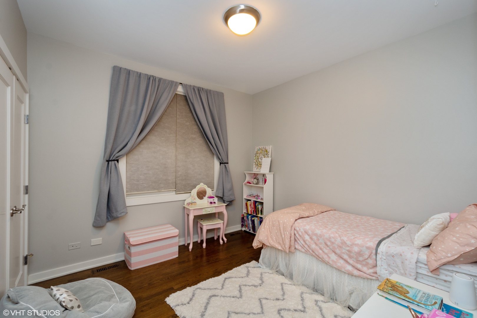 1955 W CORTLAND Street Unit: 1E
