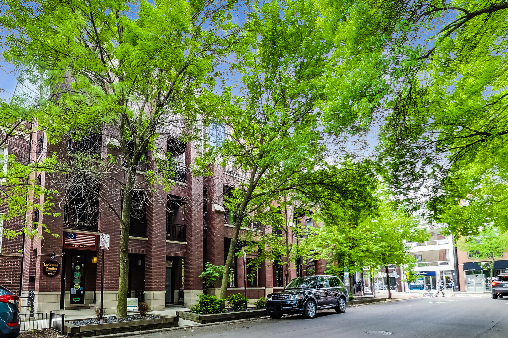 1955 W CORTLAND Street Unit: 1E