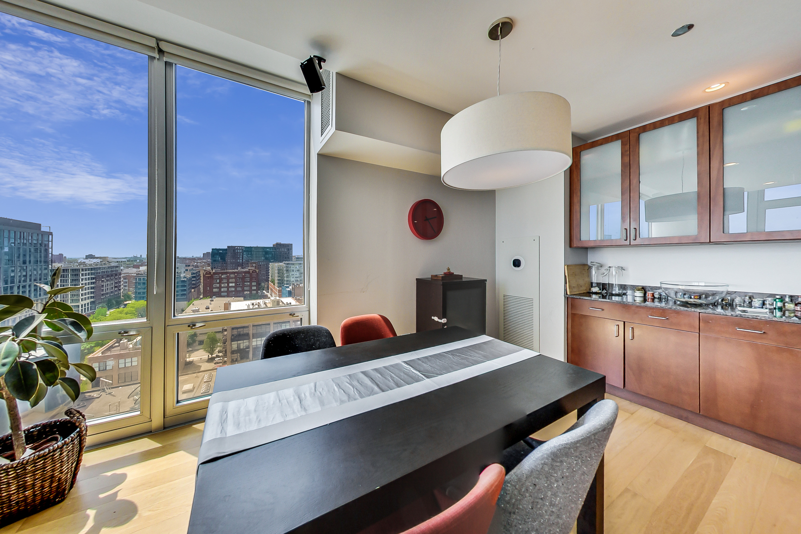 737 W WASHINGTON Boulevard Unit: 1308