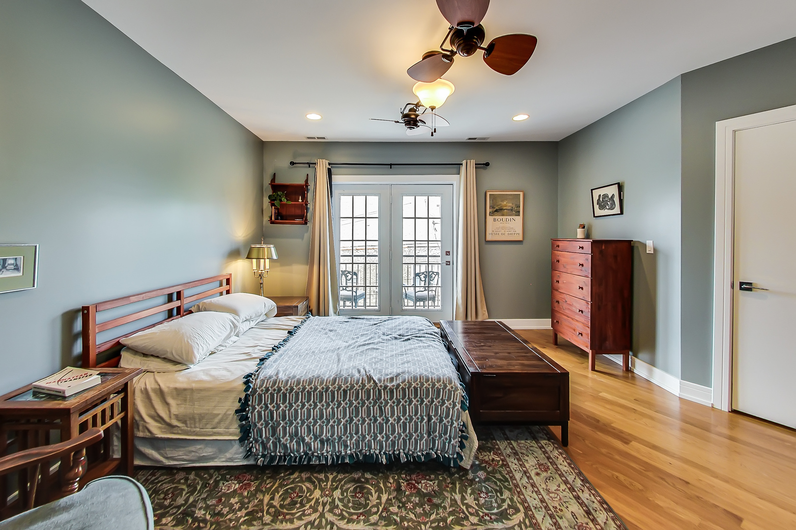 2800 W CHICAGO Avenue Unit: 3W