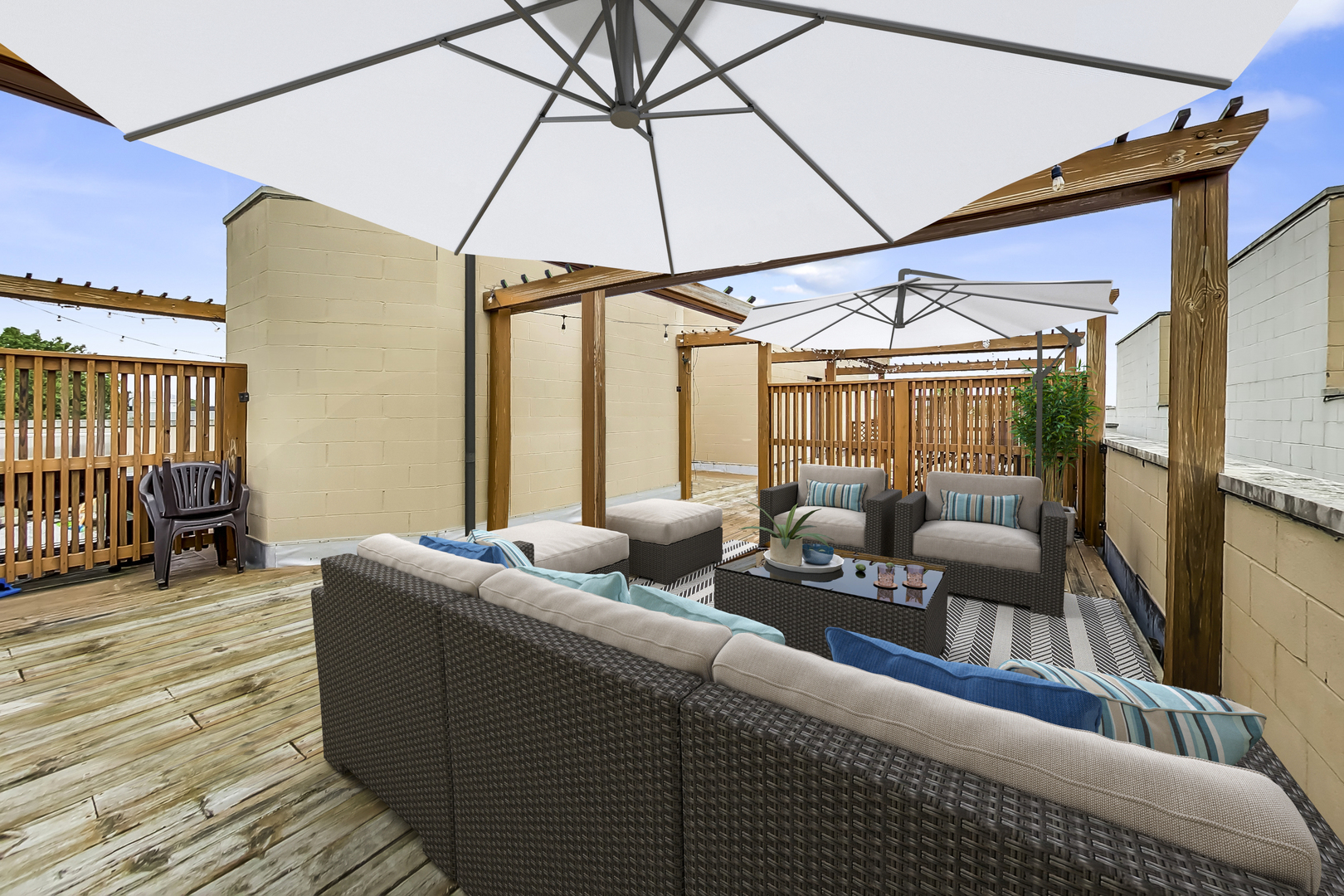 2800 W CHICAGO Avenue Unit: 3W