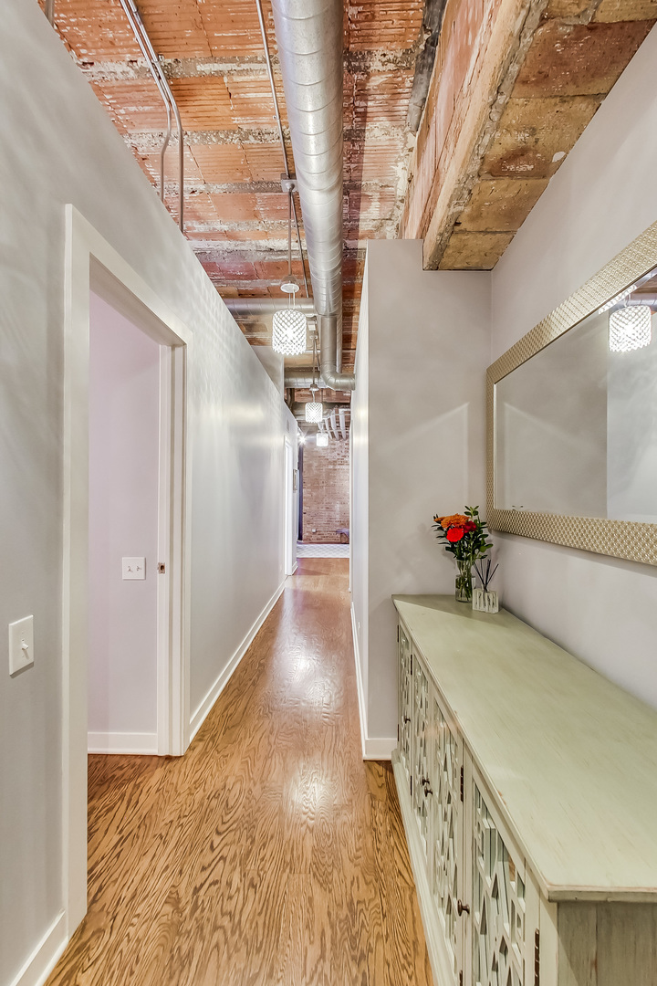 222 S Racine Avenue Unit: 307