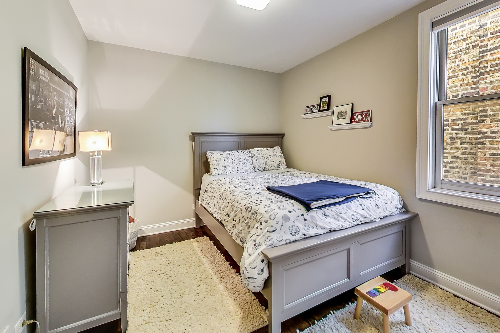 2130 W Division Street Unit: 3W