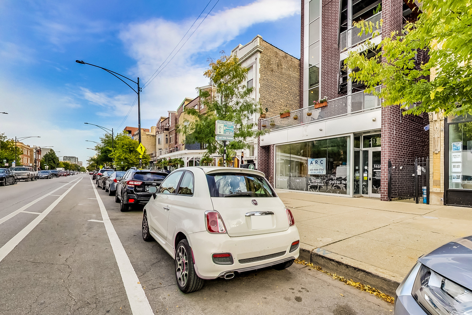 2130 W Division Street Unit: 3W