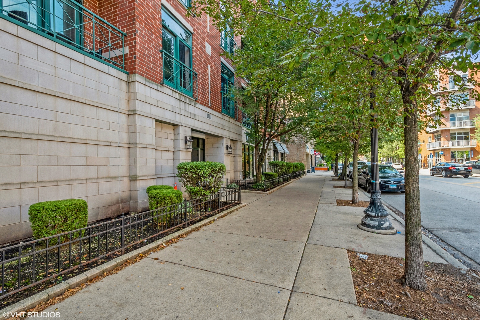1111 W Madison Street Unit: 4E