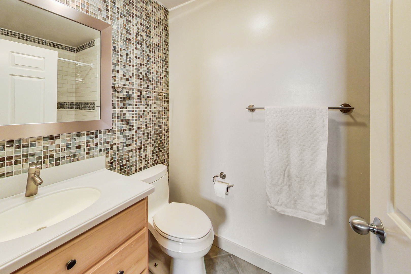 1111 W Madison Street Unit: 4E