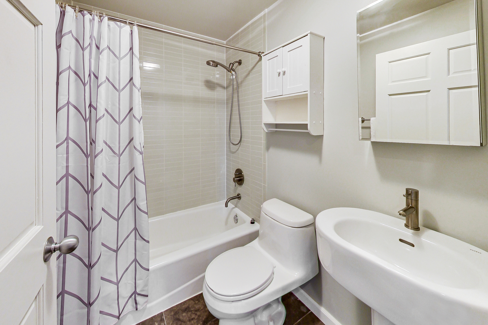 1111 W Madison Street Unit: 4E