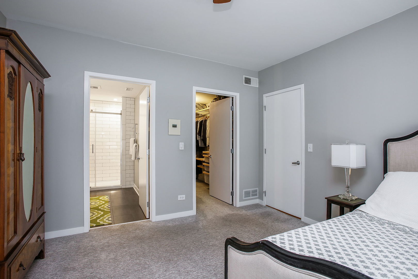 1141 W WASHINGTON Boulevard Unit: 243