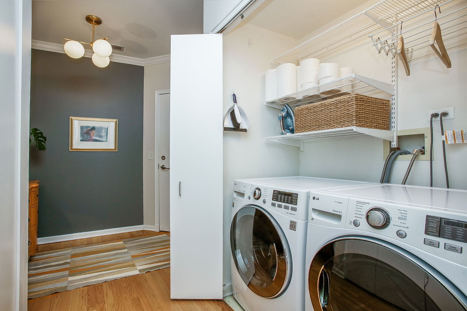 1141 W WASHINGTON Boulevard Unit: 243