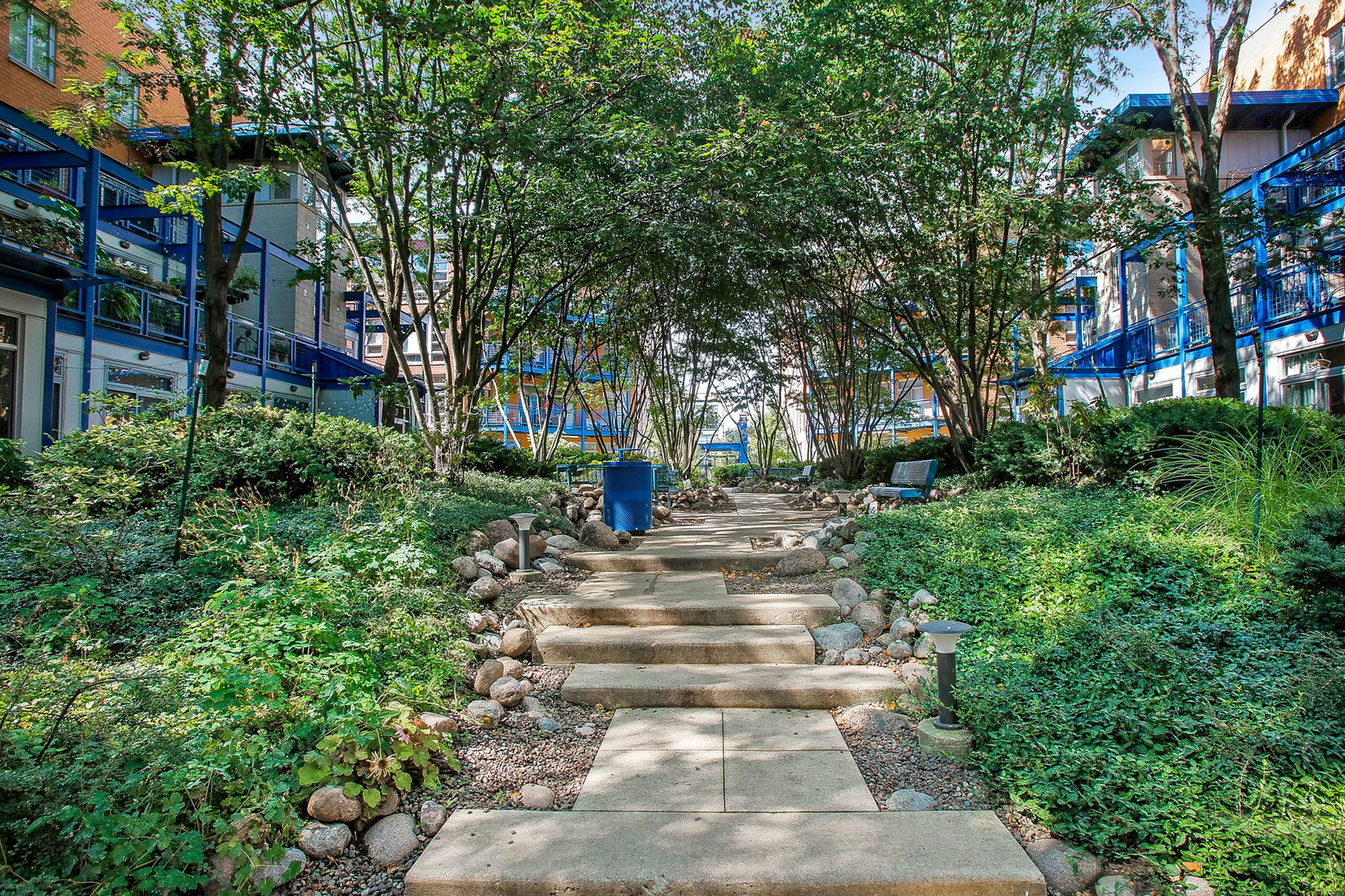 1141 W WASHINGTON Boulevard Unit: 243