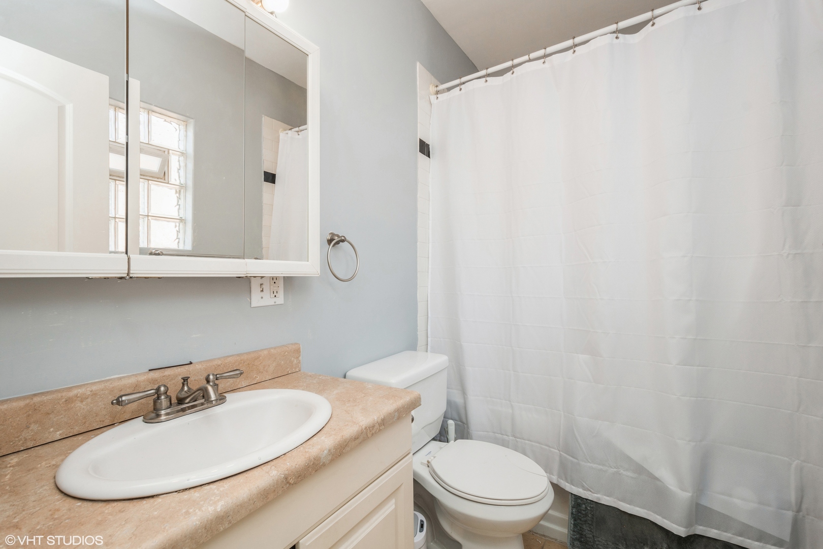 1903 N Mozart Street Unit: 2
