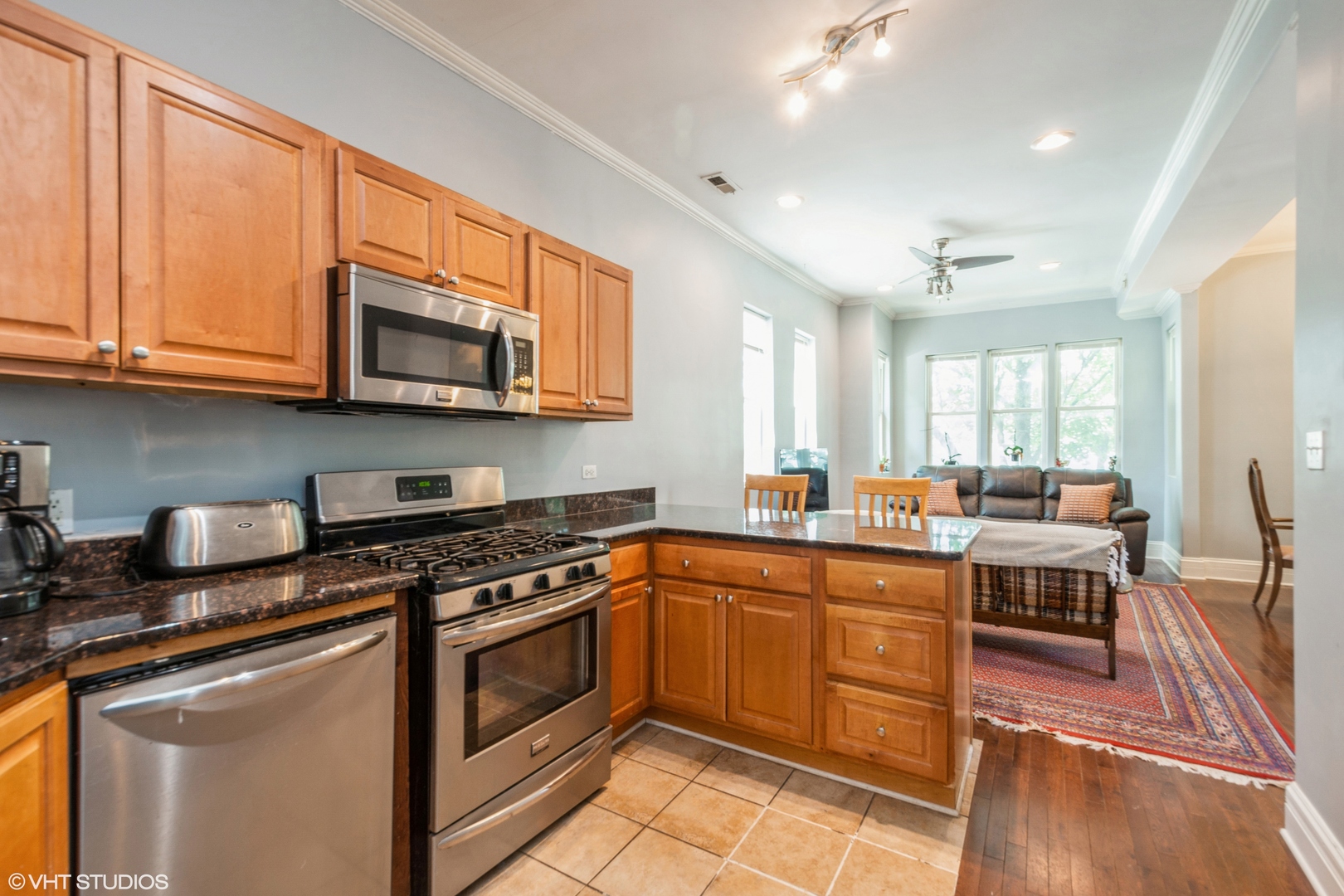 1903 N Mozart Street Unit: 2