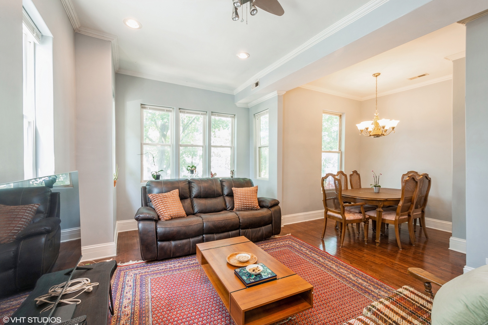 1903 N Mozart Street Unit: 2