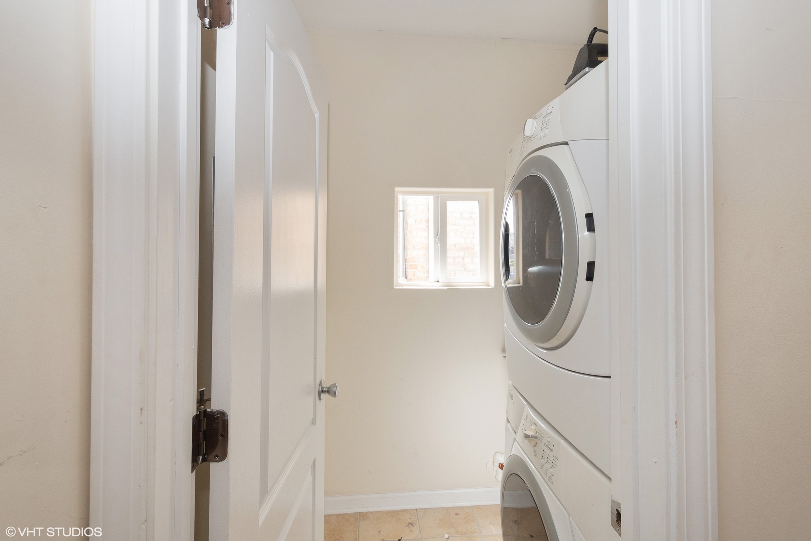 1903 N Mozart Street Unit: 2