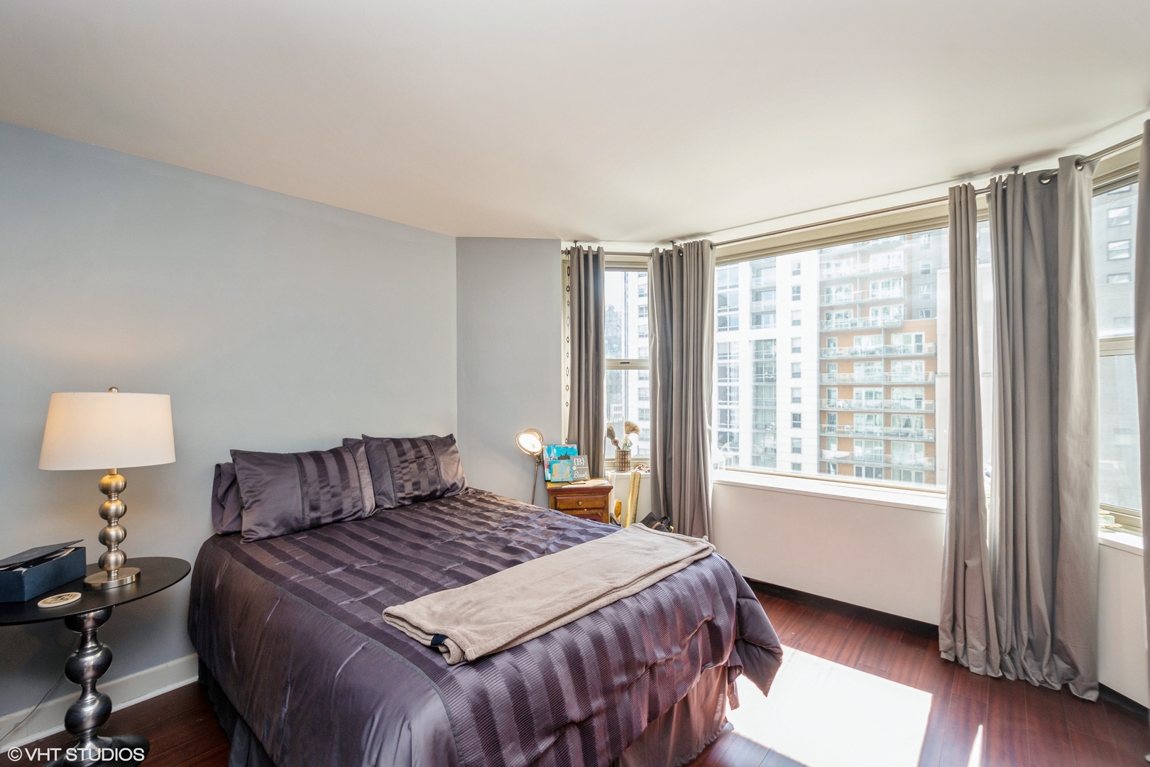 535 N Michigan Avenue Unit: 1407