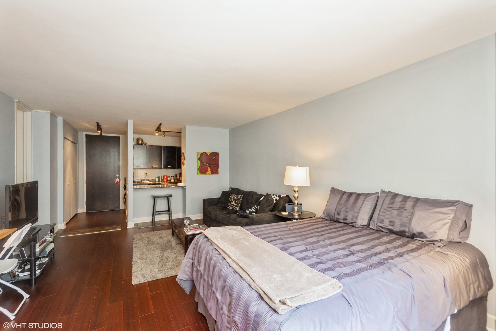 535 N Michigan Avenue Unit: 1407
