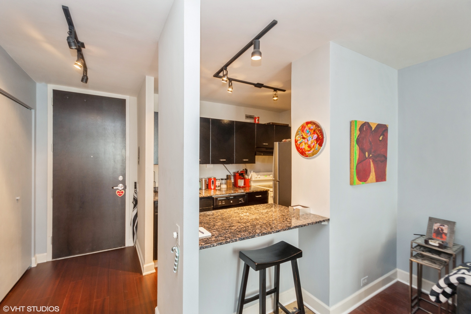 535 N Michigan Avenue Unit: 1407