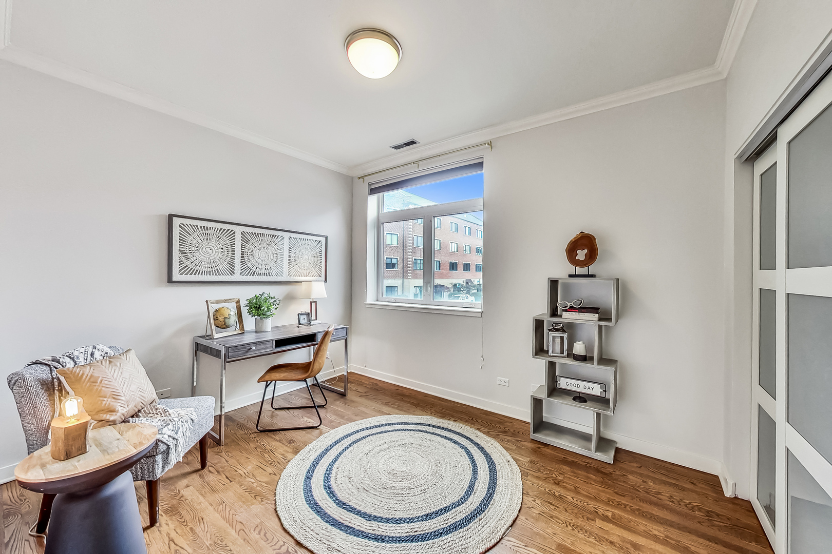 1830 N Winchester Avenue Unit: 101