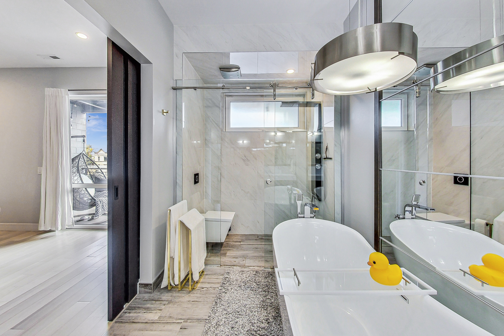 845 N California Avenue Unit: 3