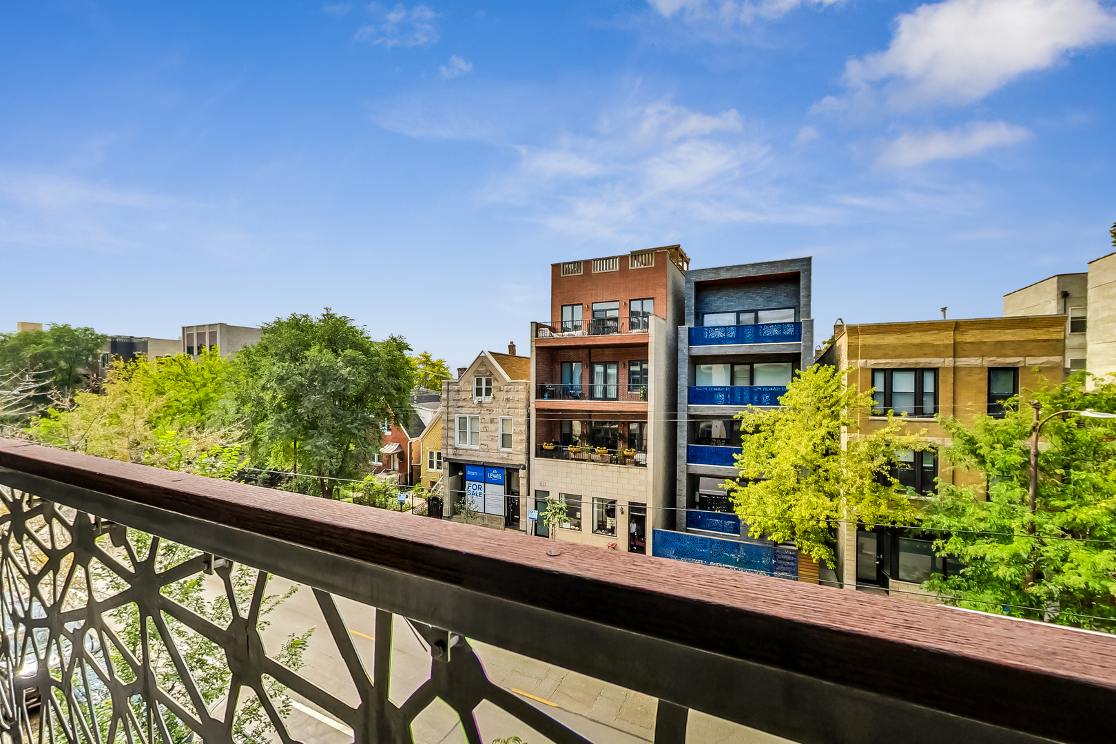 845 N California Avenue Unit: 3