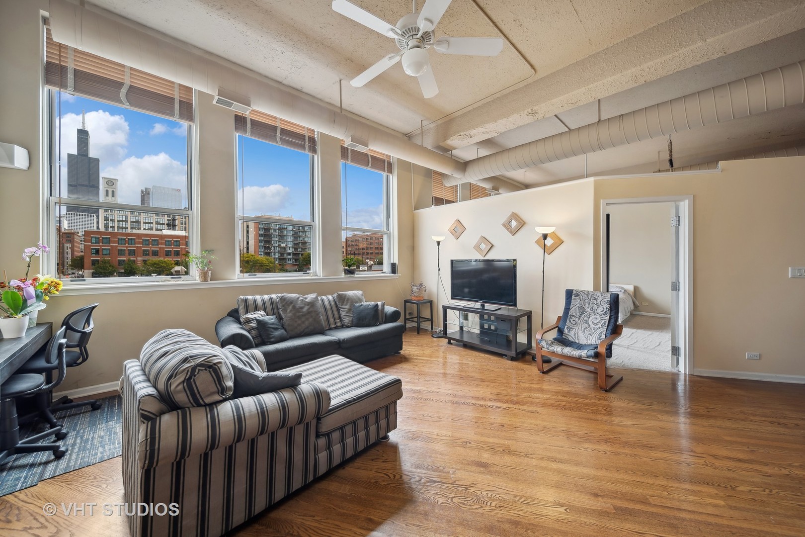 1019 W Jackson Boulevard Unit: 2C