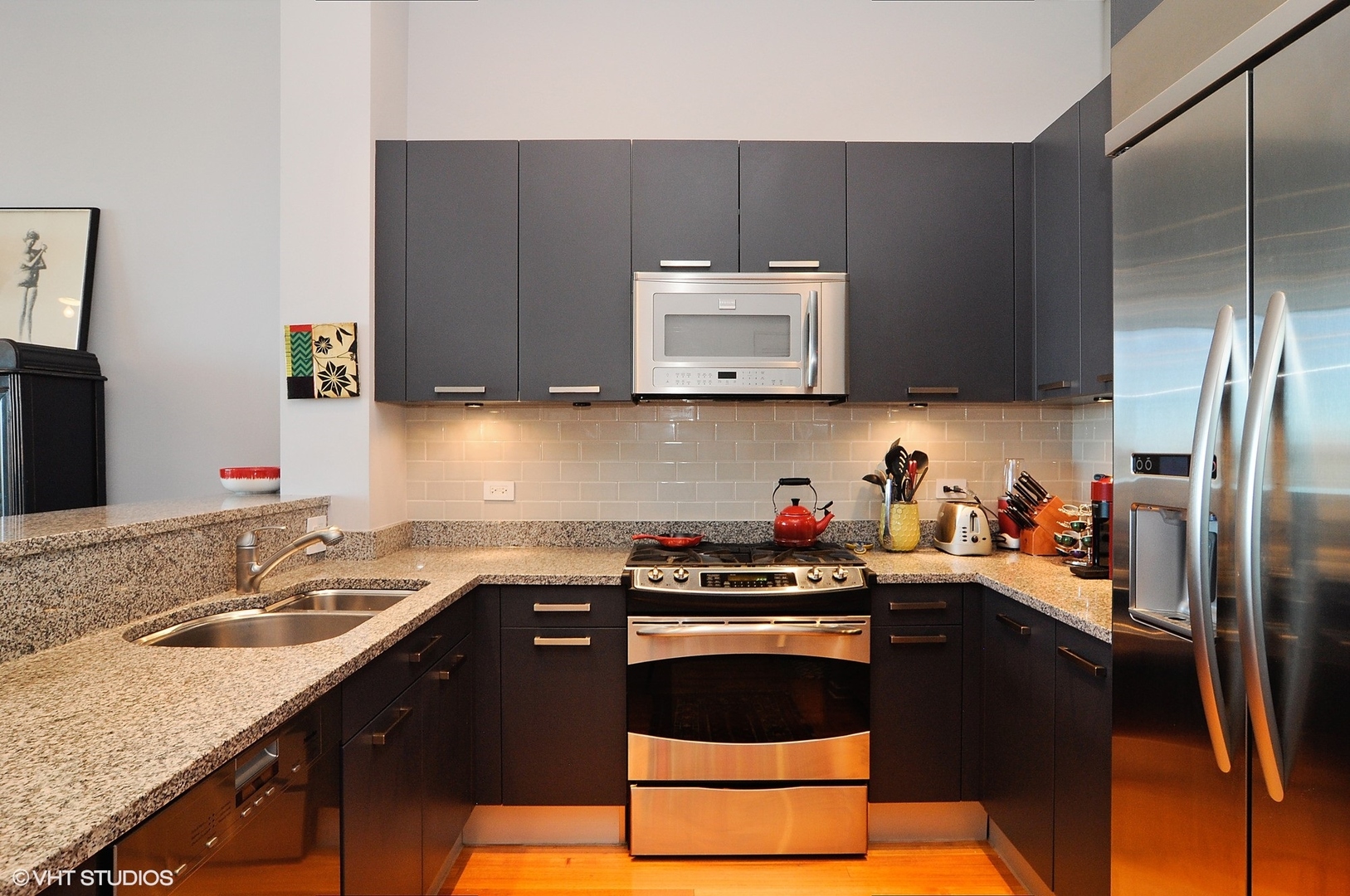 500 W Superior Street Unit: 1206