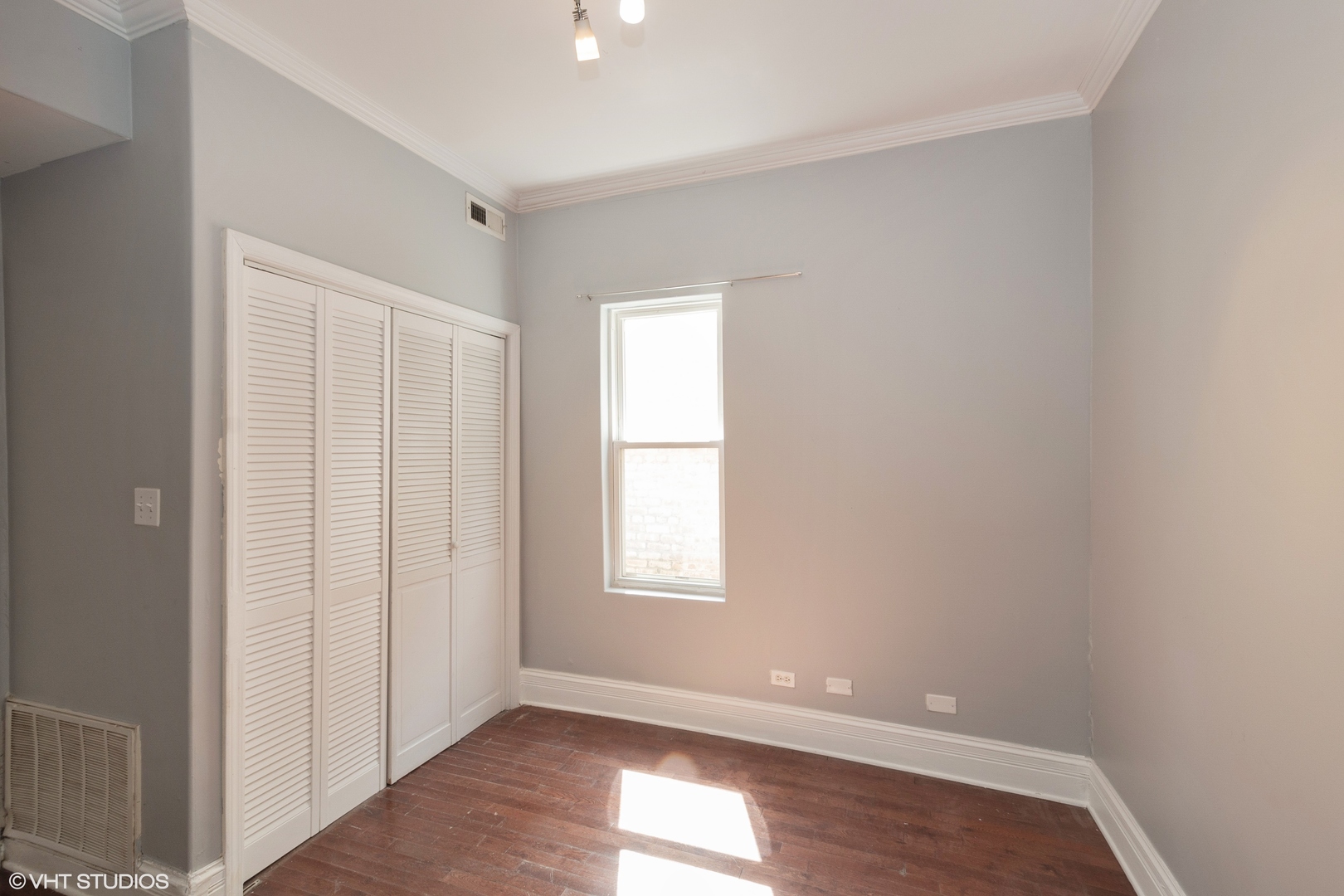 1903 N Mozart Street Unit: 1