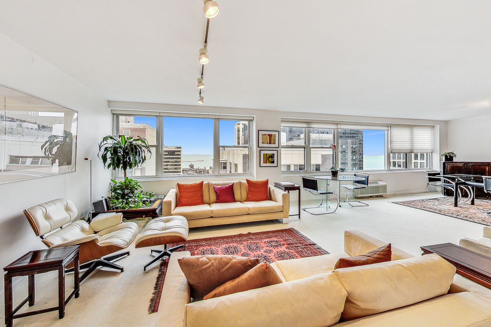 850 N Dewitt Place Unit: 22EG