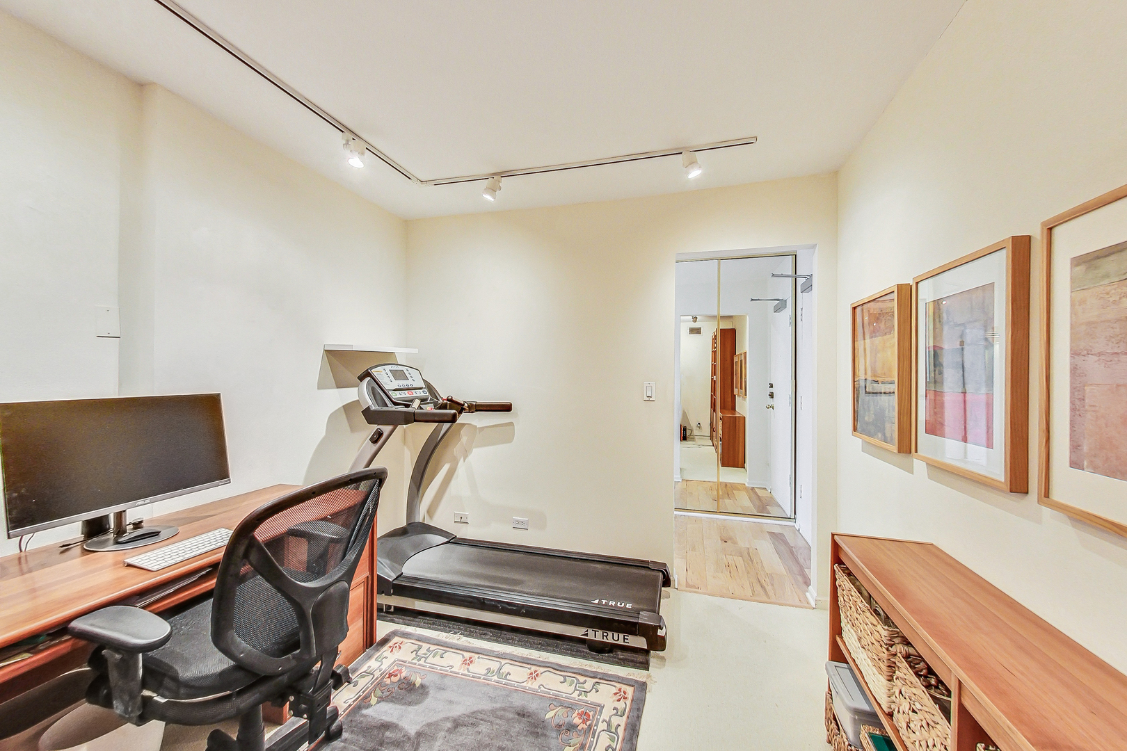 850 N Dewitt Place Unit: 22EG