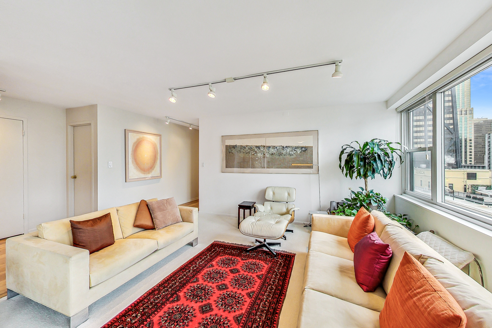 850 N Dewitt Place Unit: 22EG