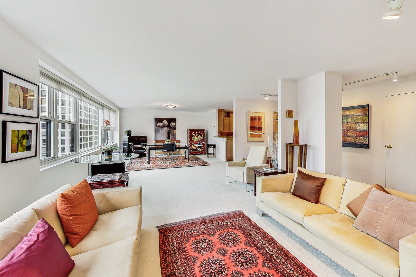 850 N Dewitt Place Unit: 22EG