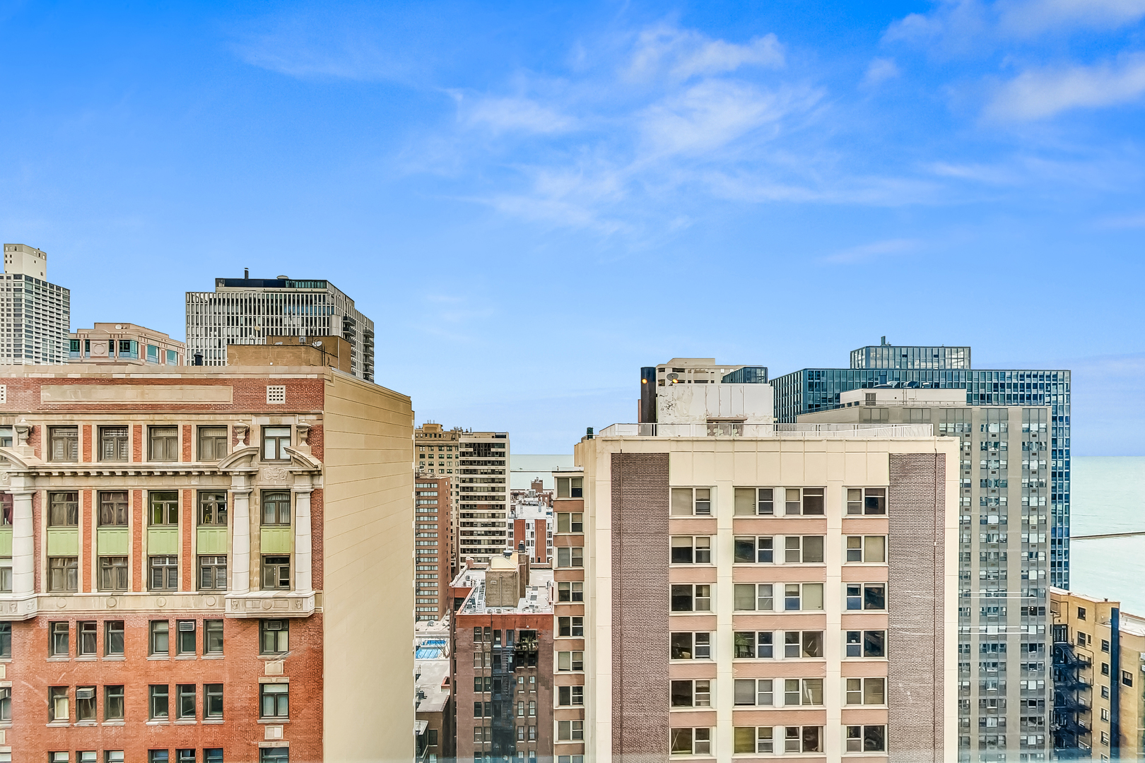 850 N Dewitt Place Unit: 22EG