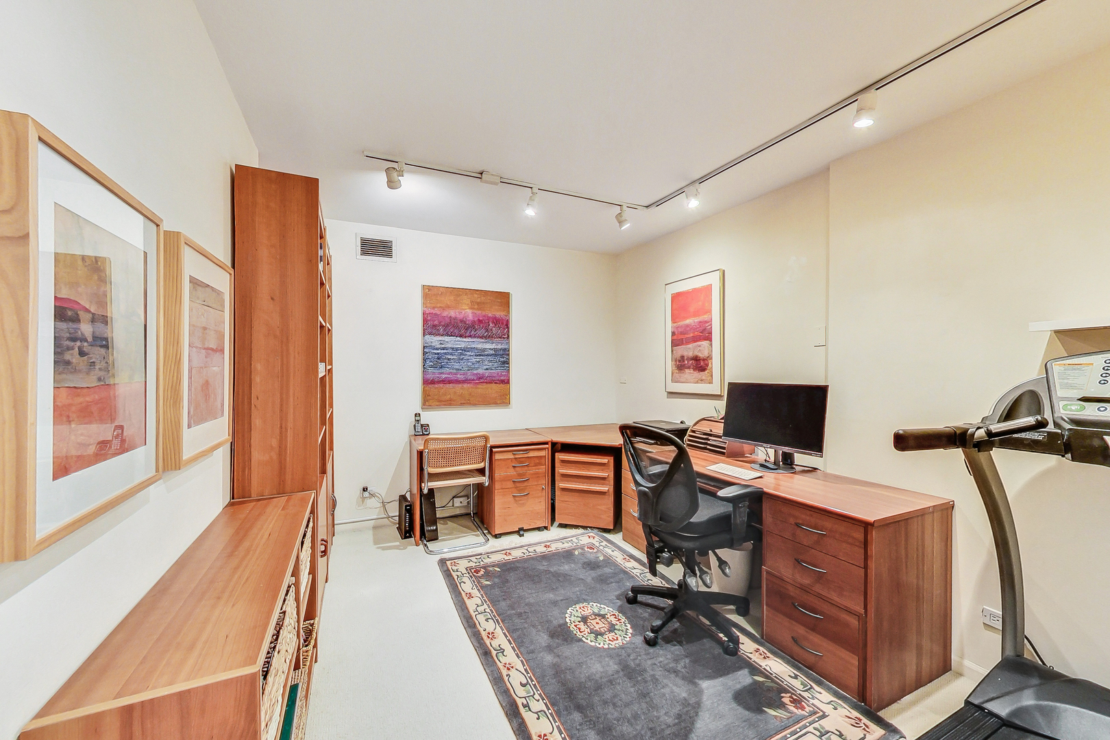 850 N Dewitt Place Unit: 22EG