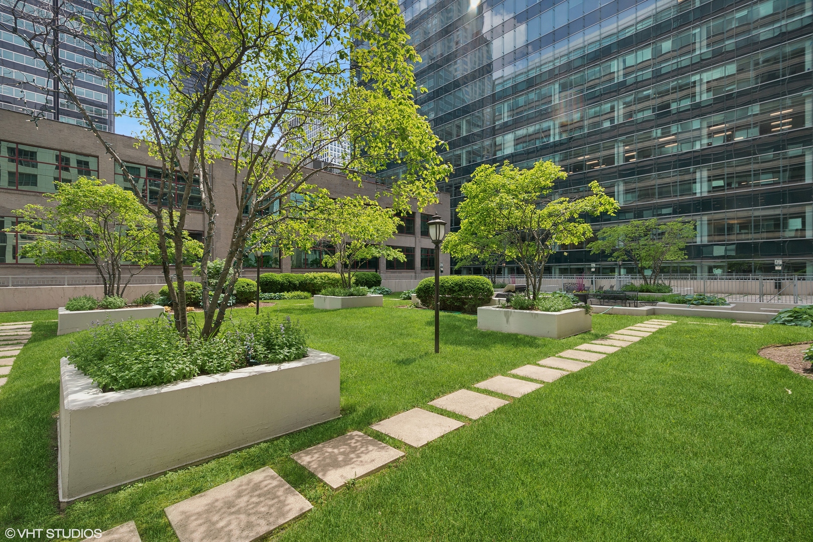 125 S Jefferson Street Unit: 1809