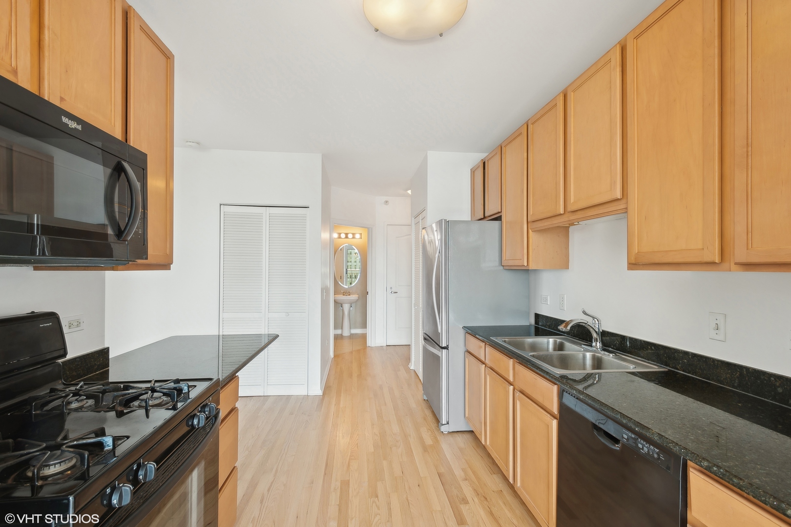 125 S Jefferson Street Unit: 1809