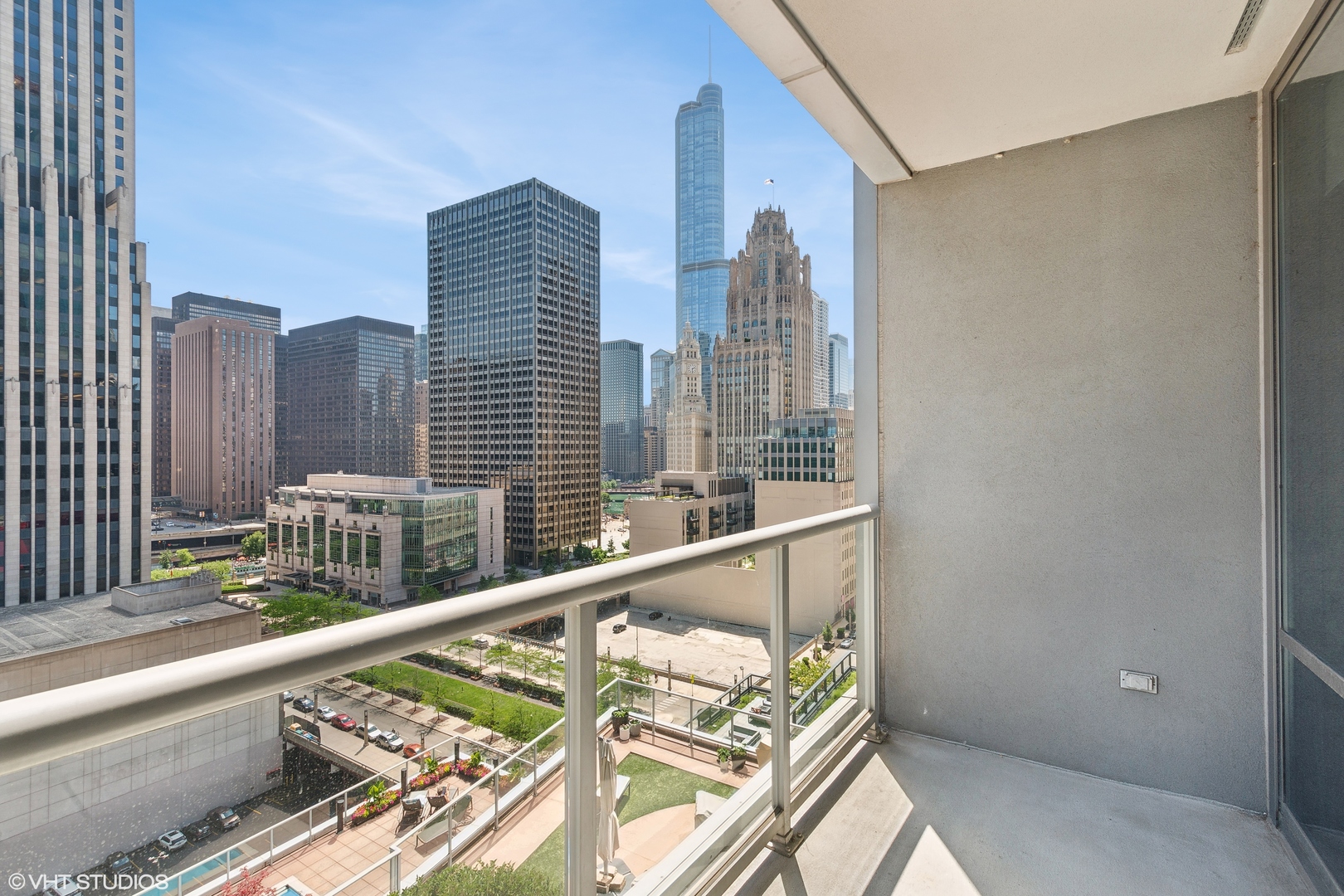 240 E Illinois Street Unit: 1203