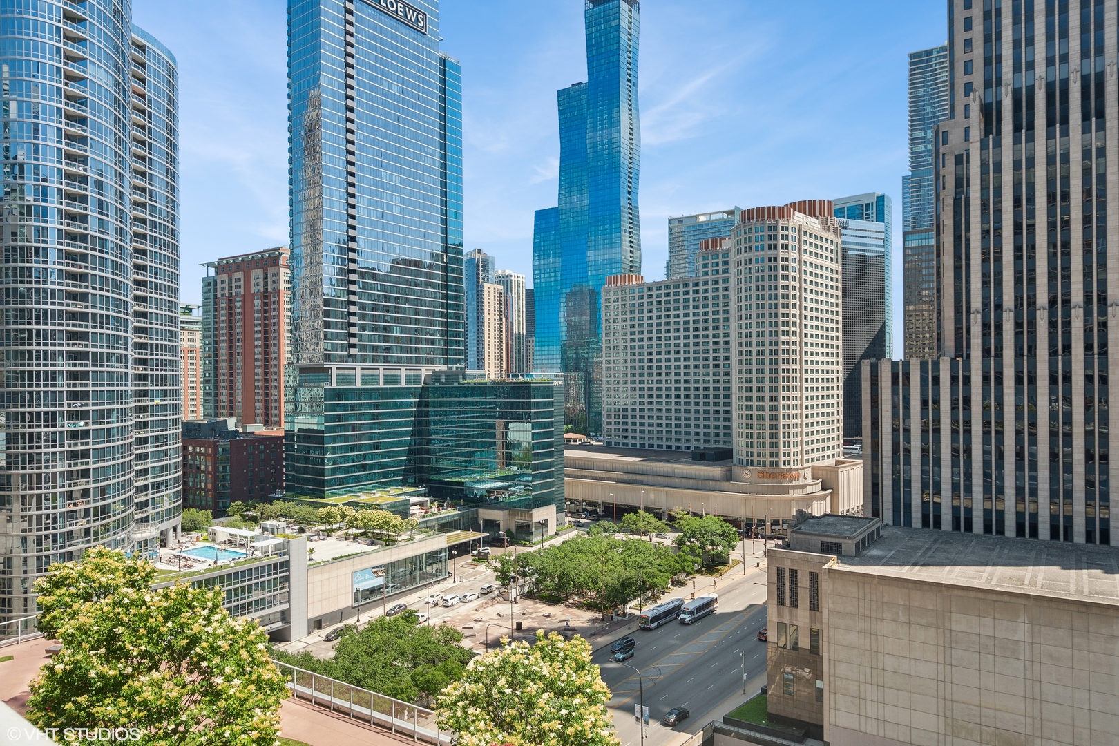 240 E Illinois Street Unit: 1203