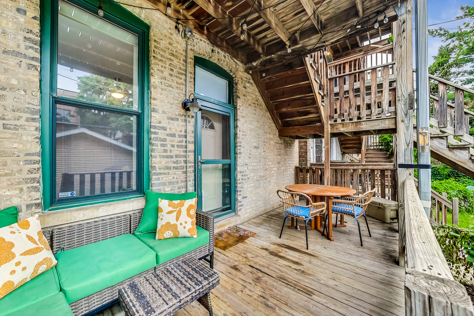 1119 N Winchester Avenue Unit: 1