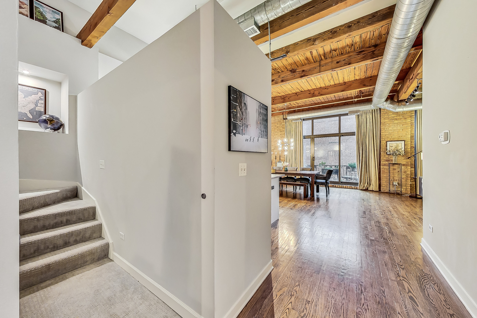1330 W Monroe Street Unit: 416