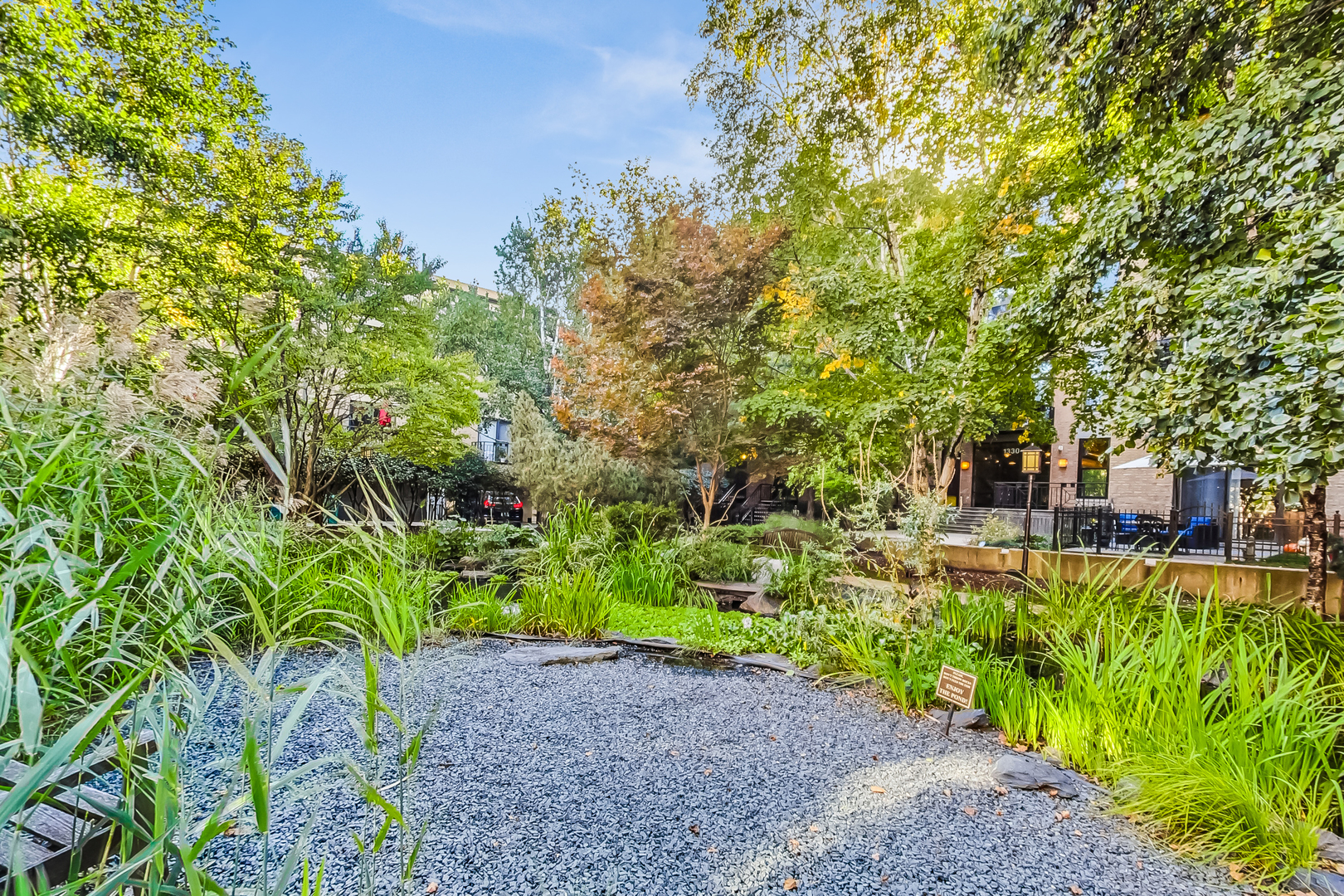 1330 W Monroe Street Unit: 416
