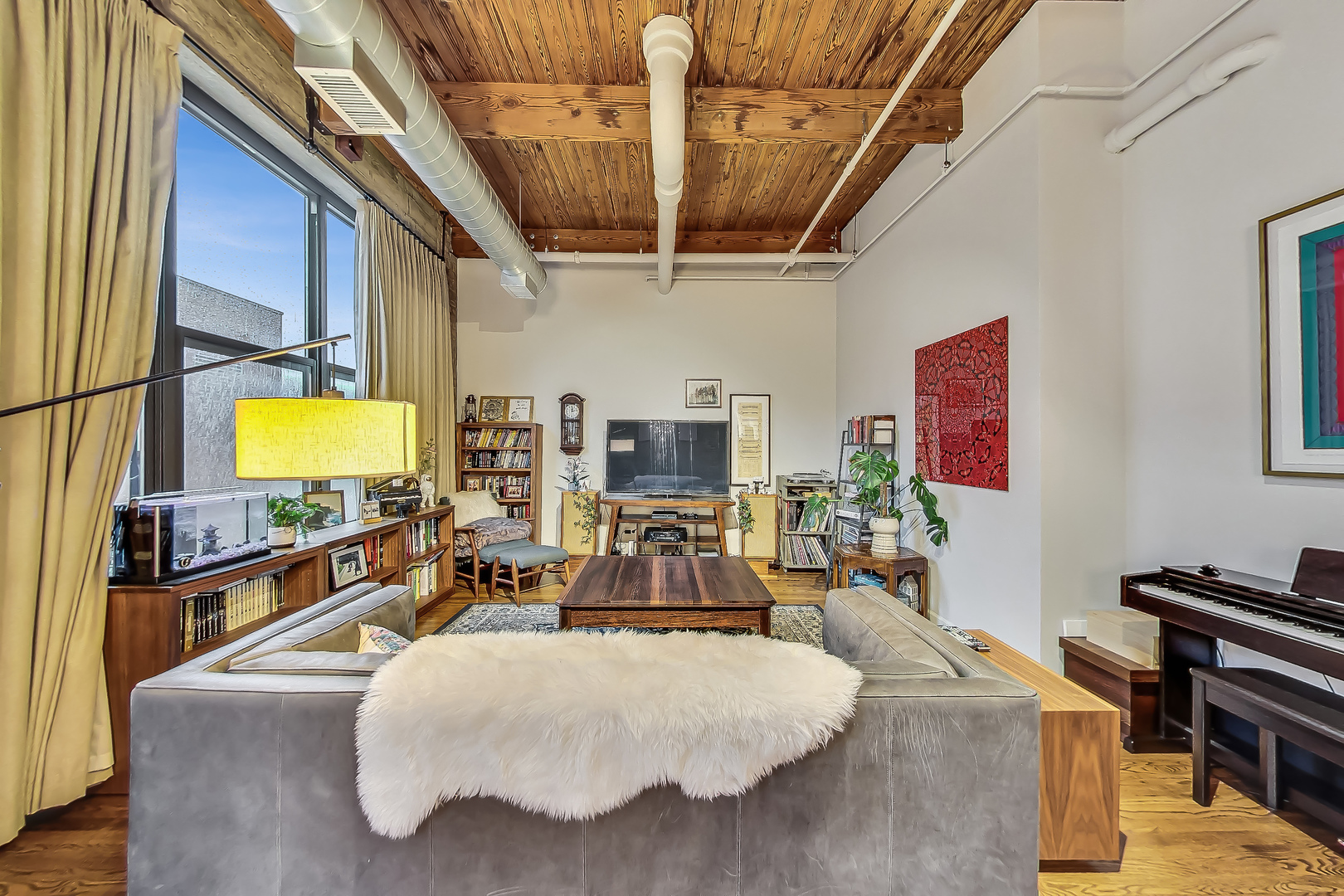 1330 W Monroe Street Unit: 416