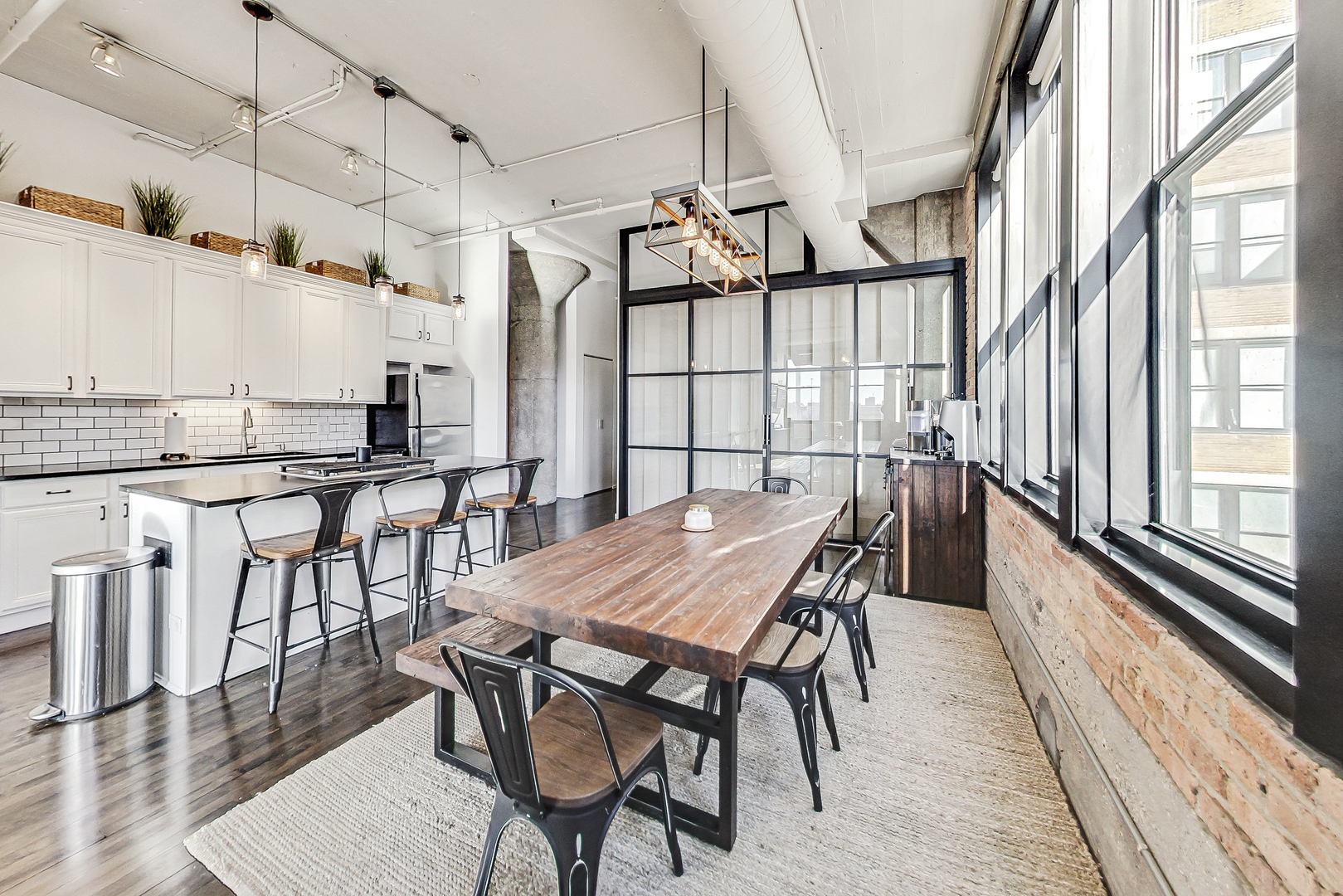 728 W JACKSON Boulevard Unit: 508