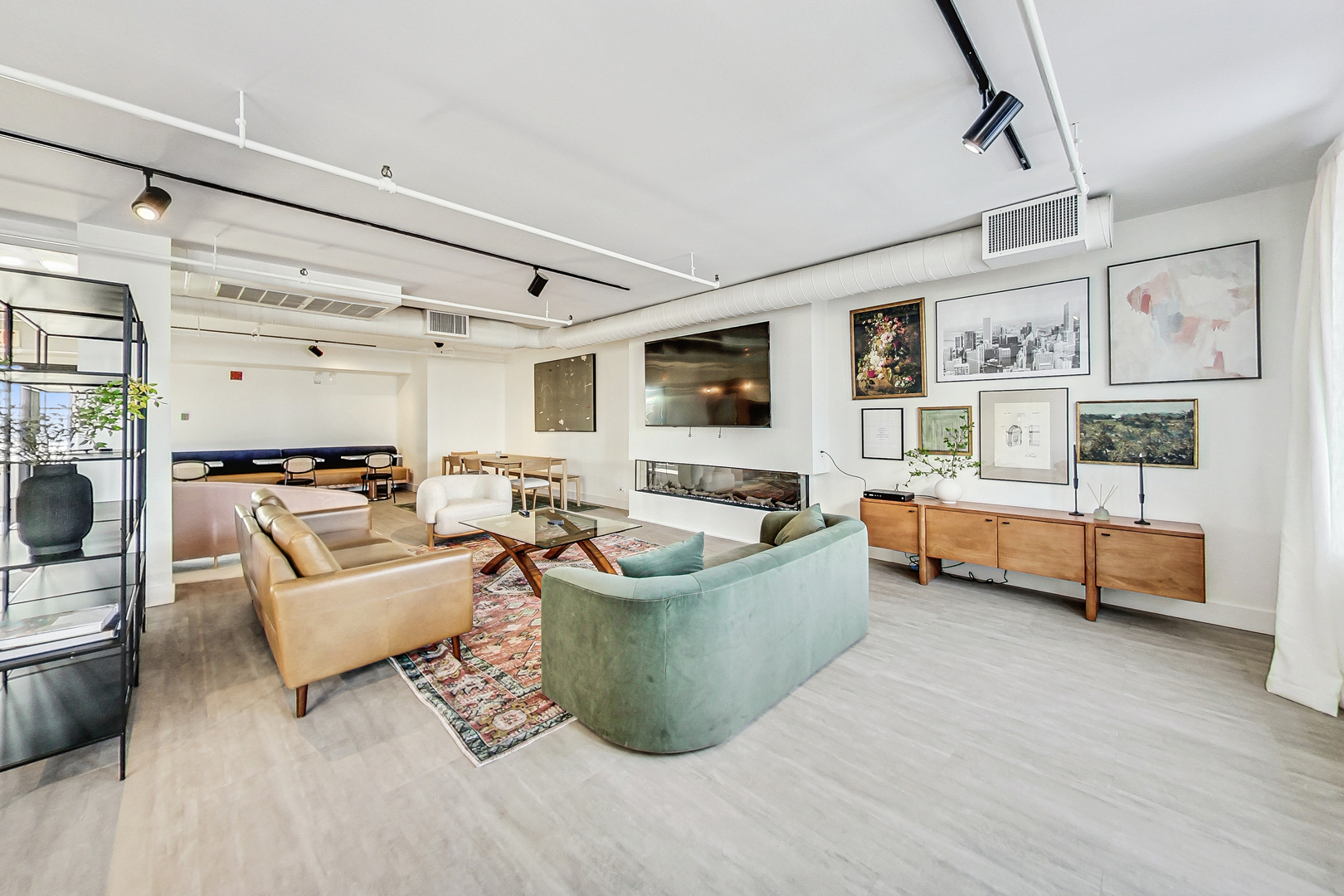 728 W JACKSON Boulevard Unit: 508