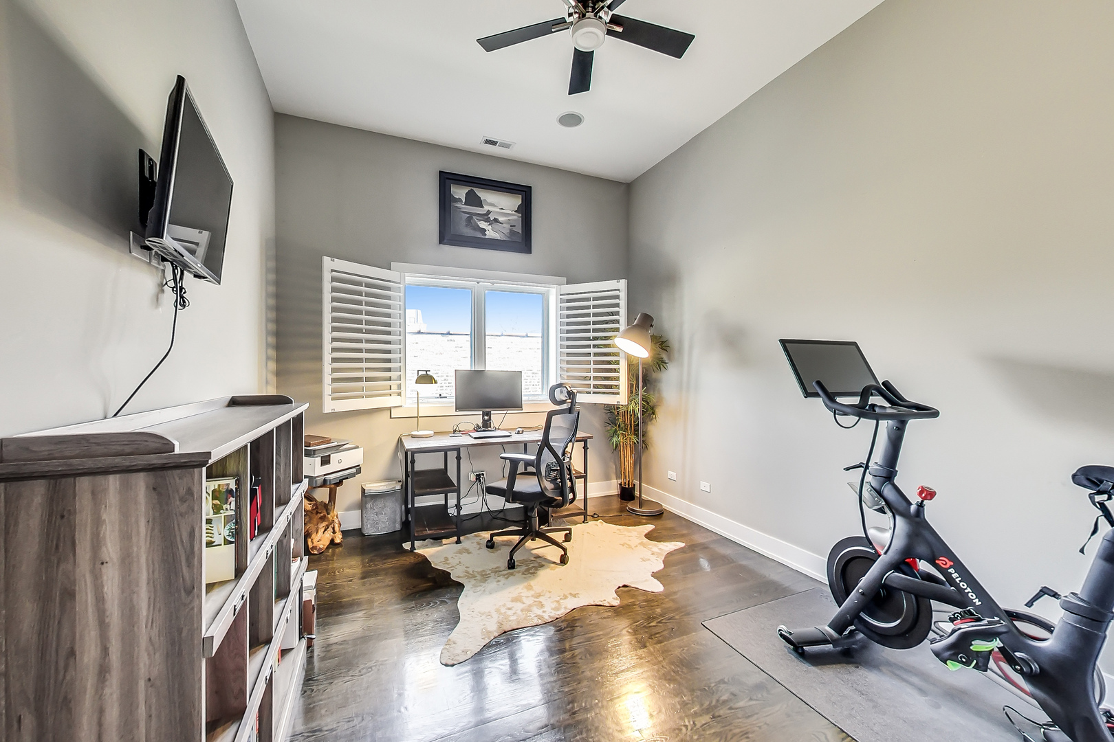 6 N THROOP Street Unit: 3N