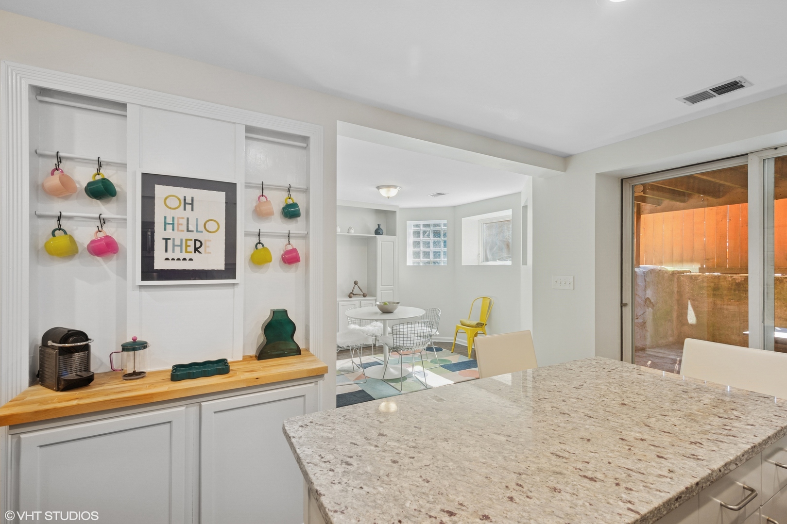 1015 W Dakin Avenue Unit: G