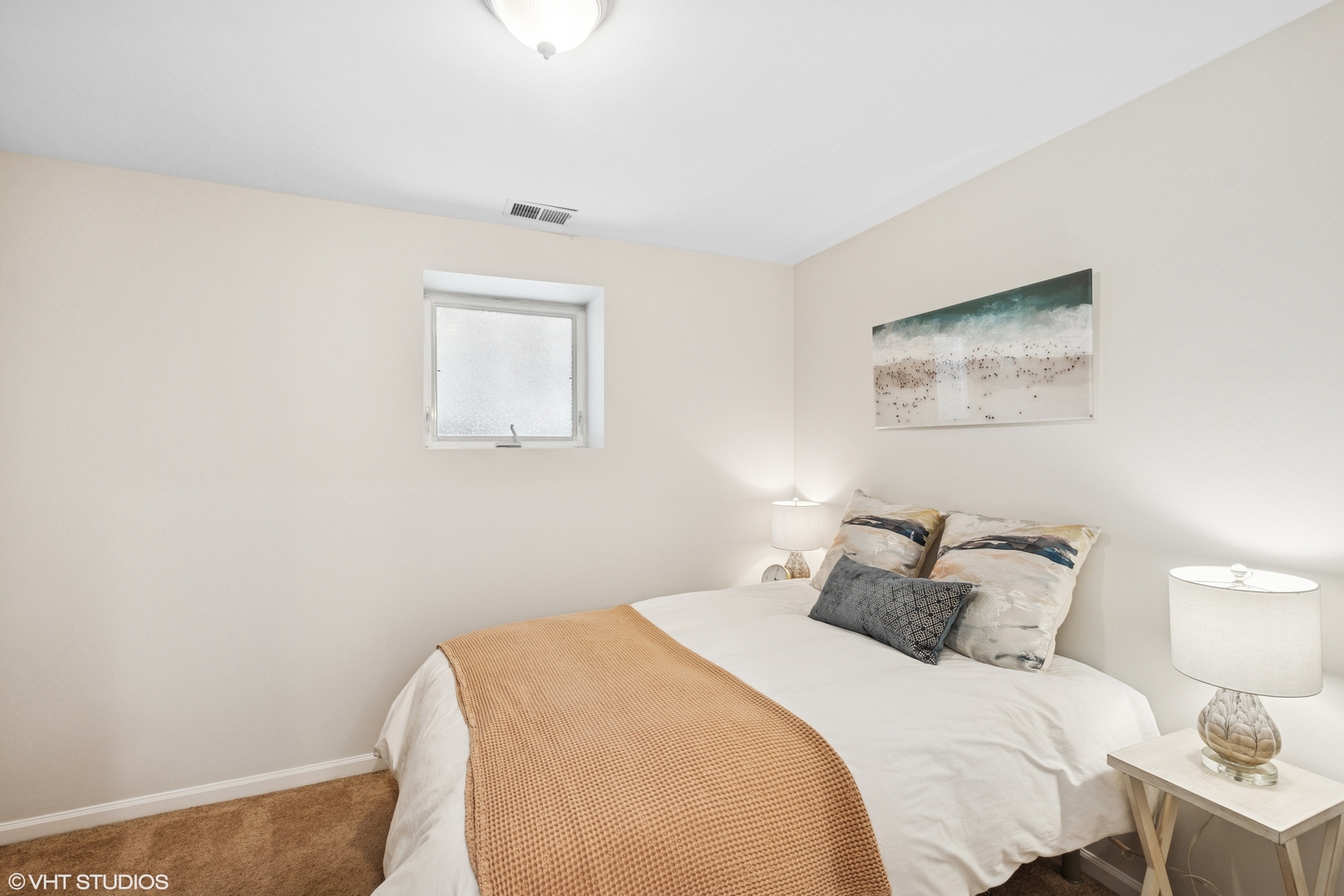 1015 W Dakin Avenue Unit: G