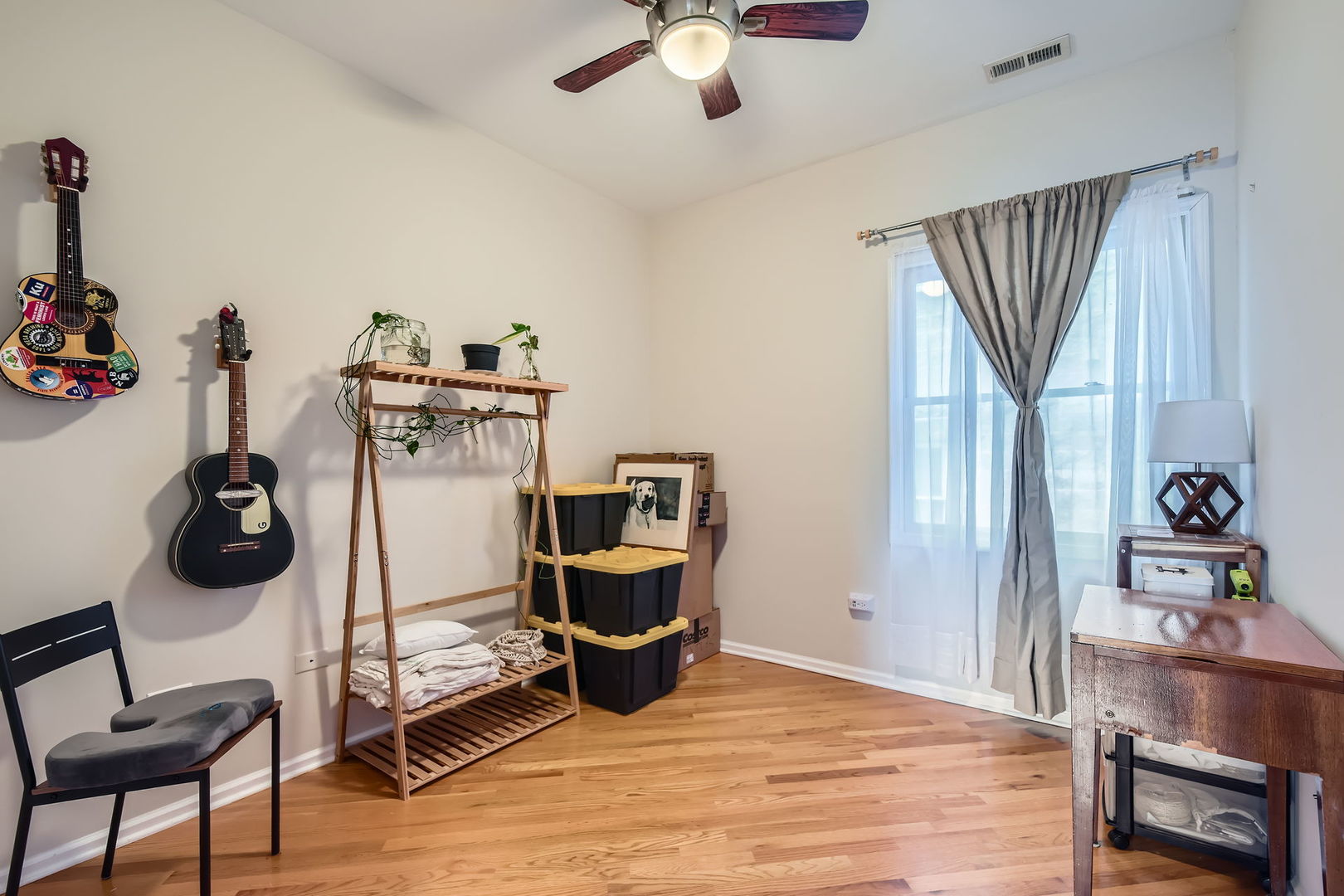 1761 W MORSE Avenue Unit: 1N